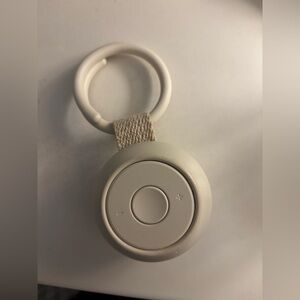 Hatch Go Portable sound machine in Putty